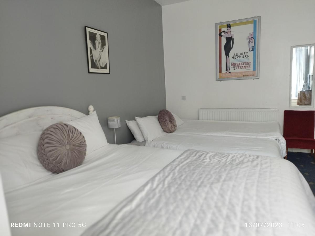 Blue Palms Hotel บอร์นมัธ ภายนอก รูปภาพ