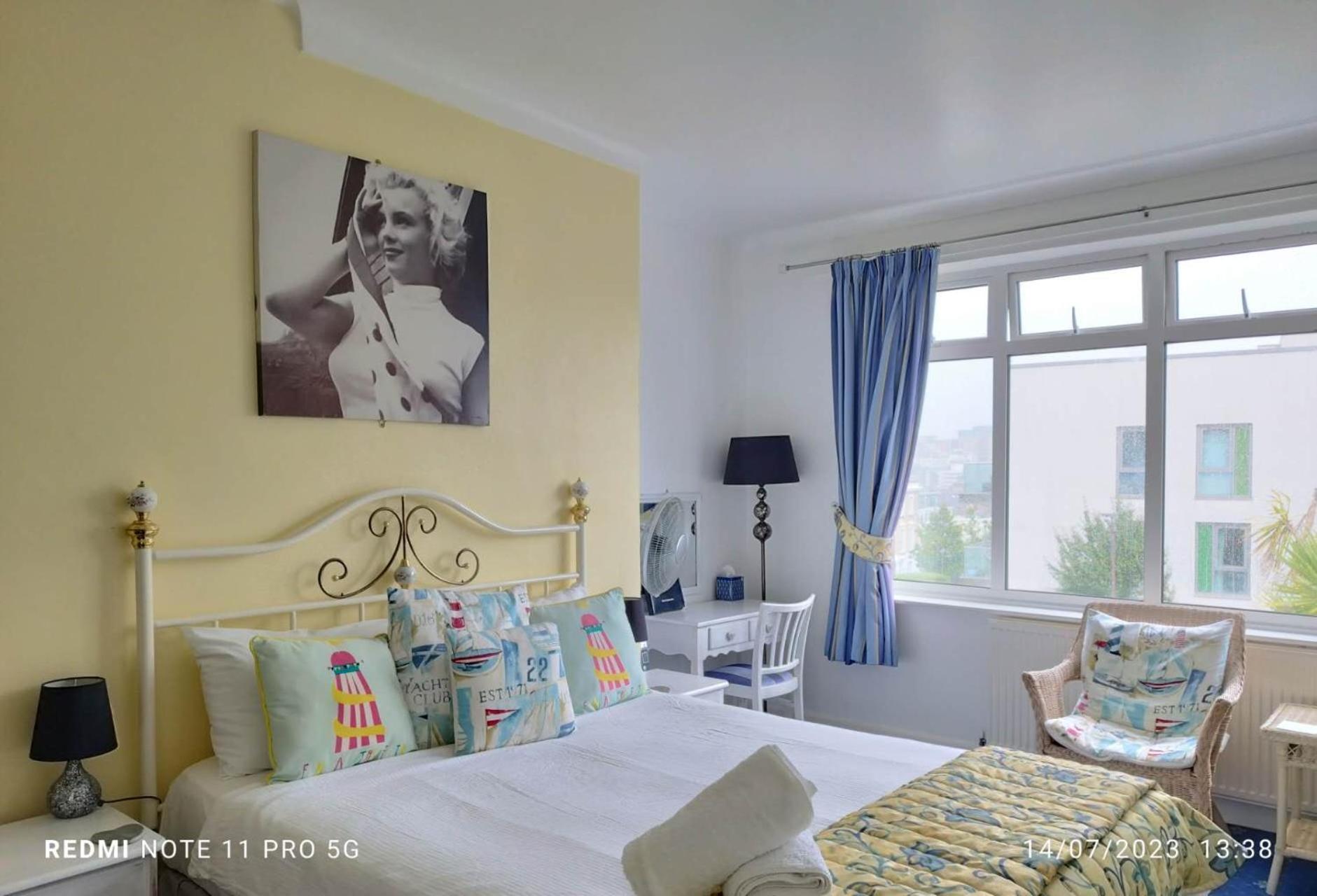 Blue Palms Hotel บอร์นมัธ ภายนอก รูปภาพ